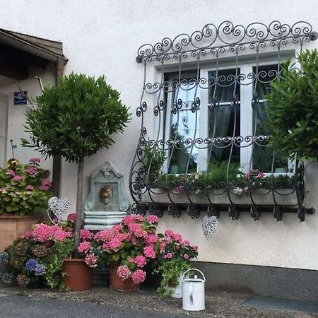 Dachwohnung Mit Seeblick Altmuenster Exterior photo